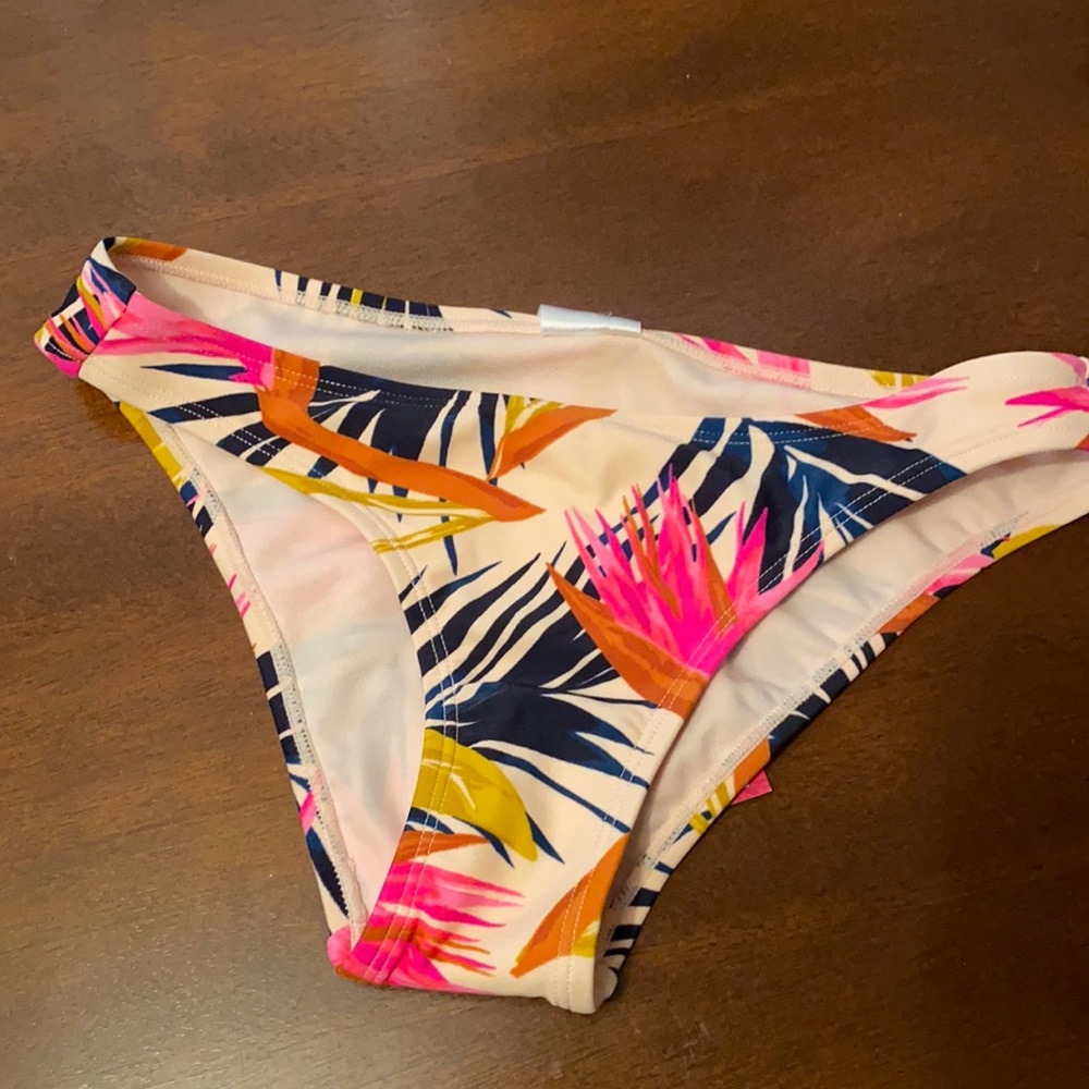 Brand NWT tropical bathing suit bottom size XS